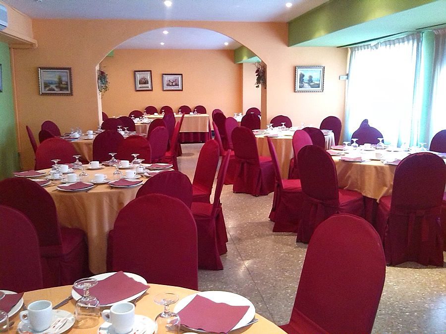 טלברה דה לה ריינה Hotel Perales מראה חיצוני תמונה