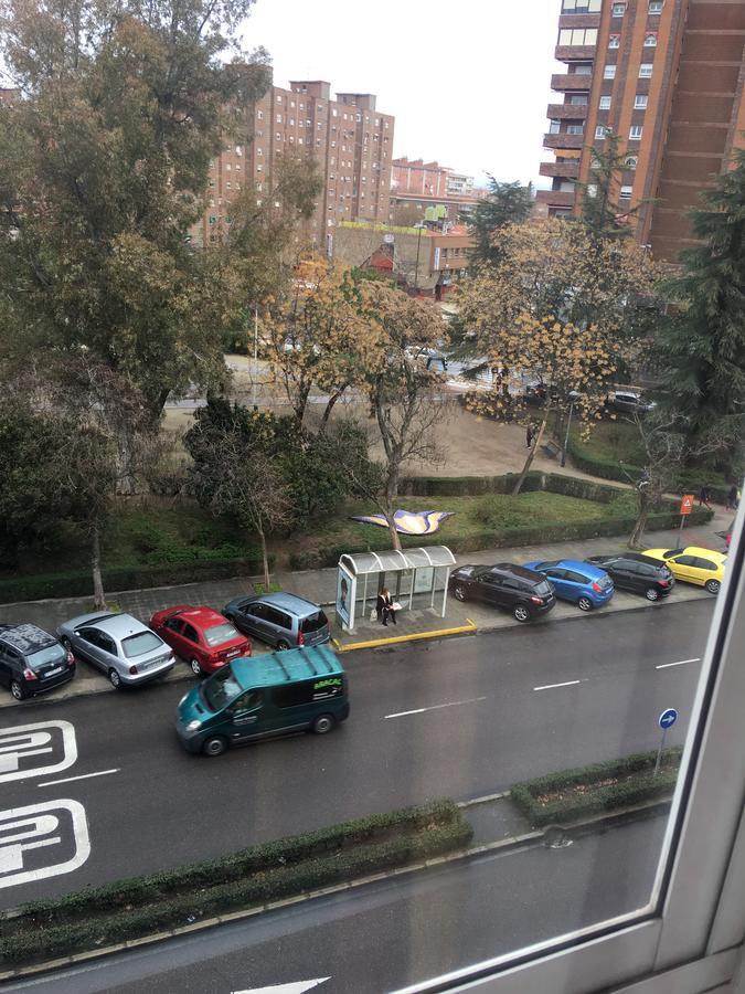 טלברה דה לה ריינה Hotel Perales מראה חיצוני תמונה